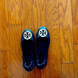 Tory Burch Ballet flats —- used condition but in great shape.